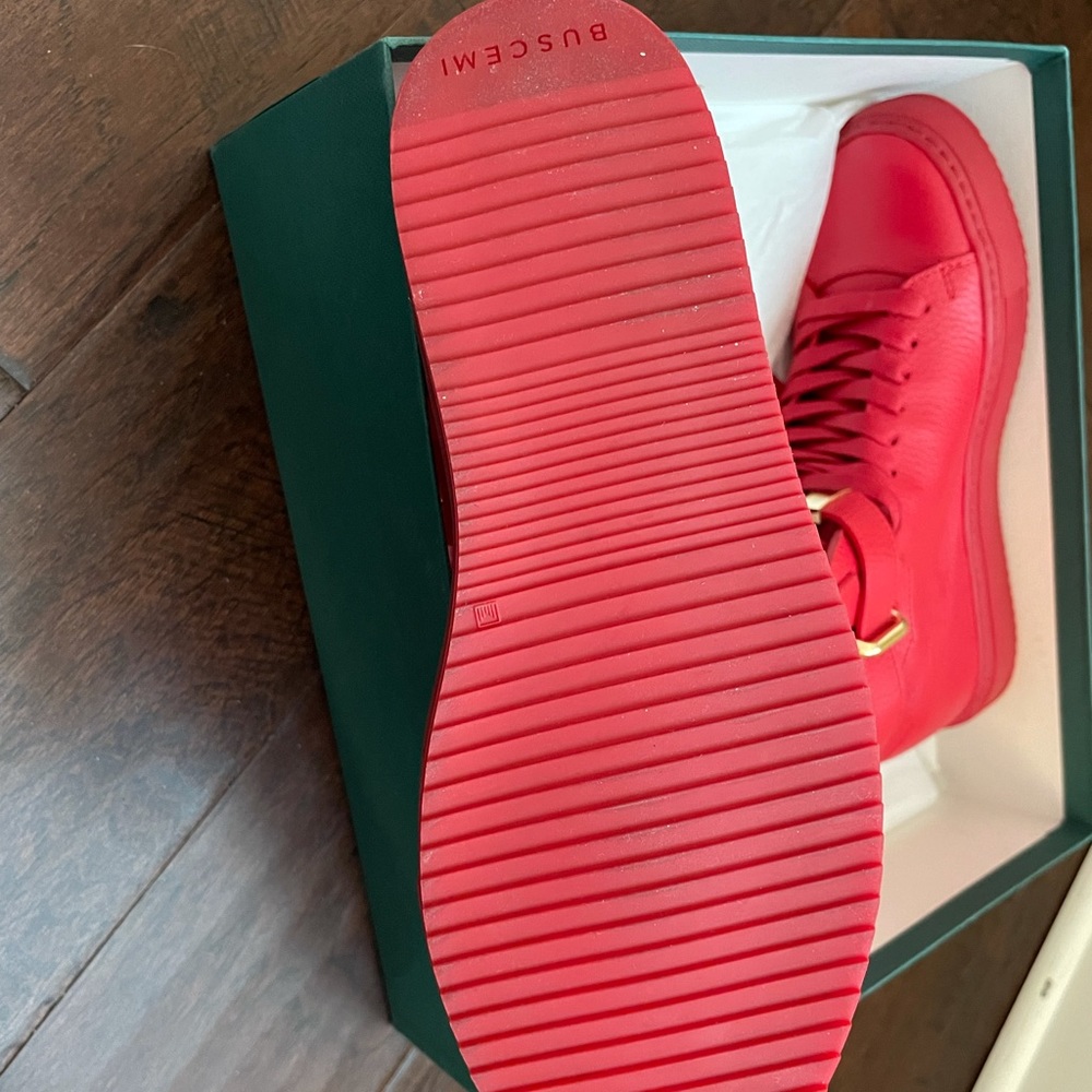New In Box Buscemi Sneakers - Picture 8 of 8
